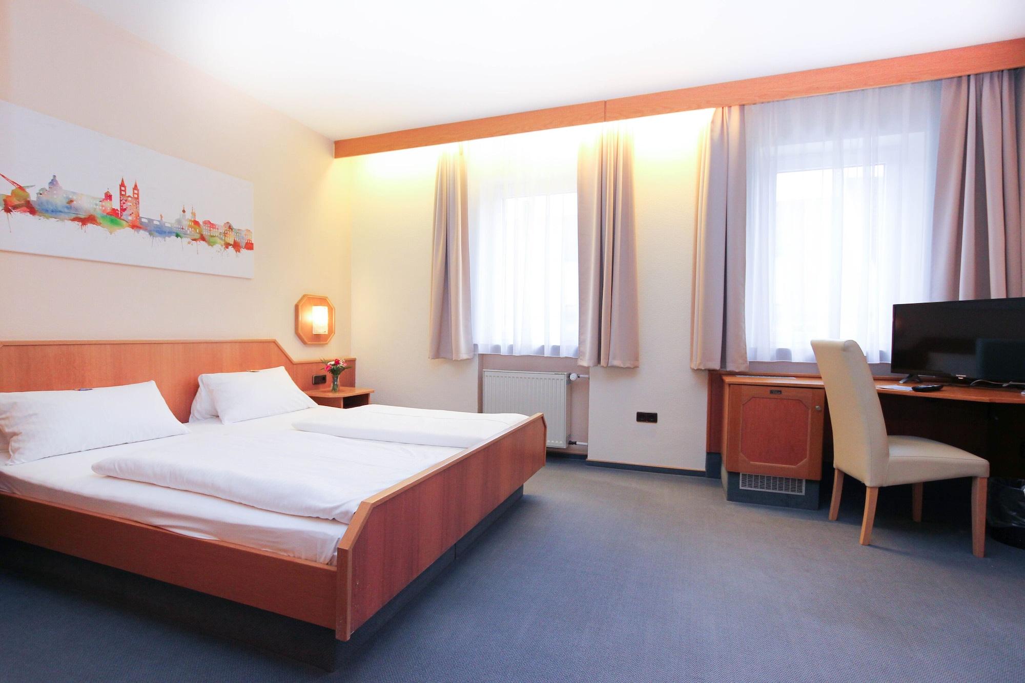 City Hotel Wuerzburg Exterior foto